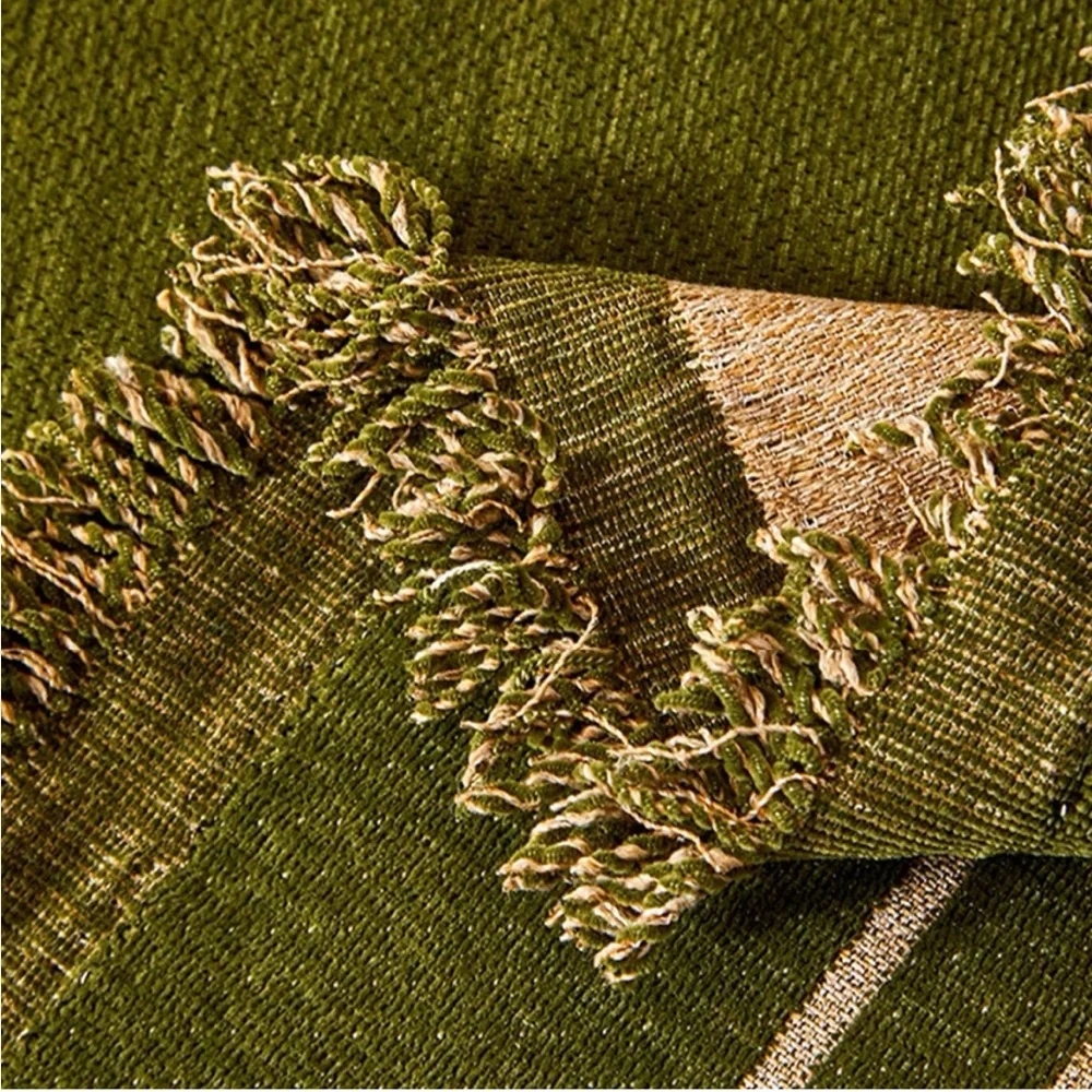 NWOT Elegant Green and Tan Sofa Throw with Cheetah Design